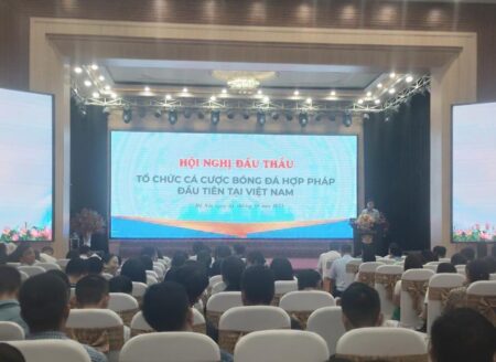 Hội nghị đấu thầu kinh doanh bóng đá hợp pháp